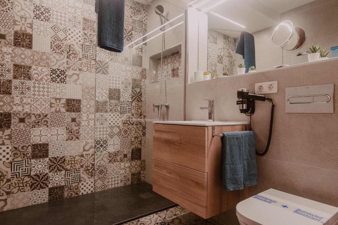 La Pardela Experience Apartamentos 塞博河畔卡莱塔 外观 照片